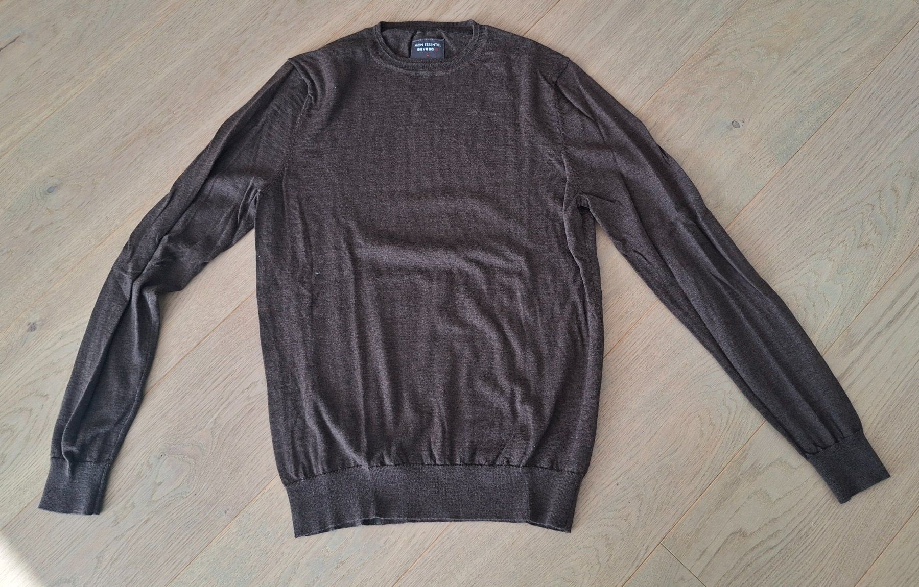 Maglioni & Felpe: Herren Pullover, braun, Feinstrick, M/L gebraucht – Usato da Emmenbrücke venduto da thokasaluni