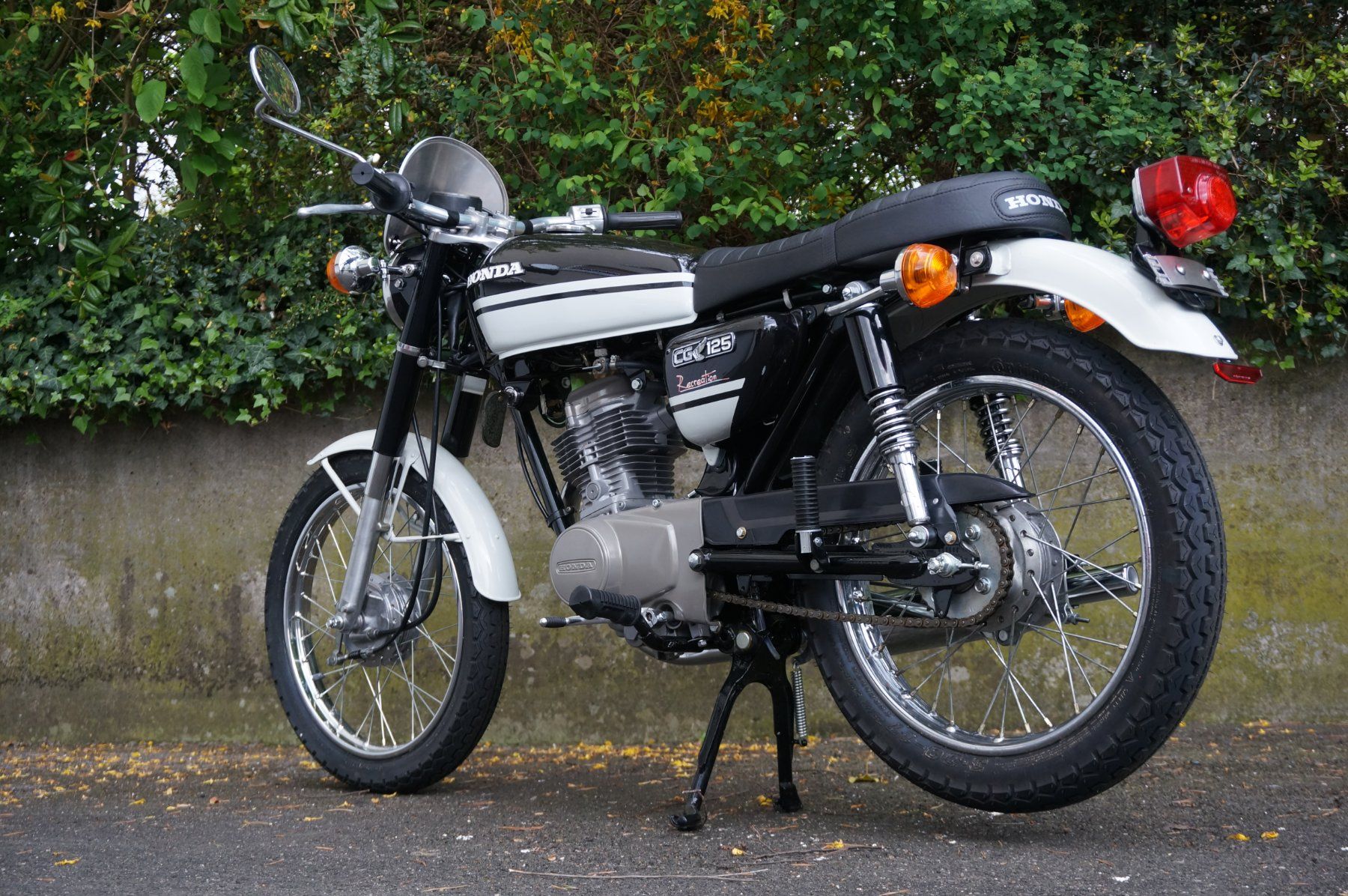 Honda Strada: Honda CG 125 – Usato da Baar venduto da -Olivier-