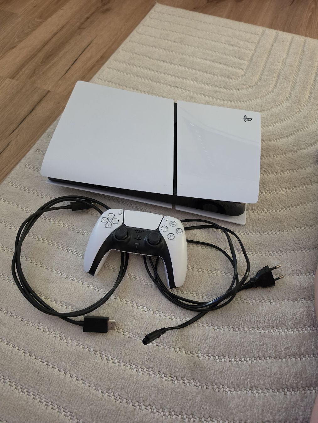 Sony Console: Sony Playstation 5 Slim Digital Edition 1TB – Nuovo (secondo la descrizione) da Herznach venduto da _minions 1