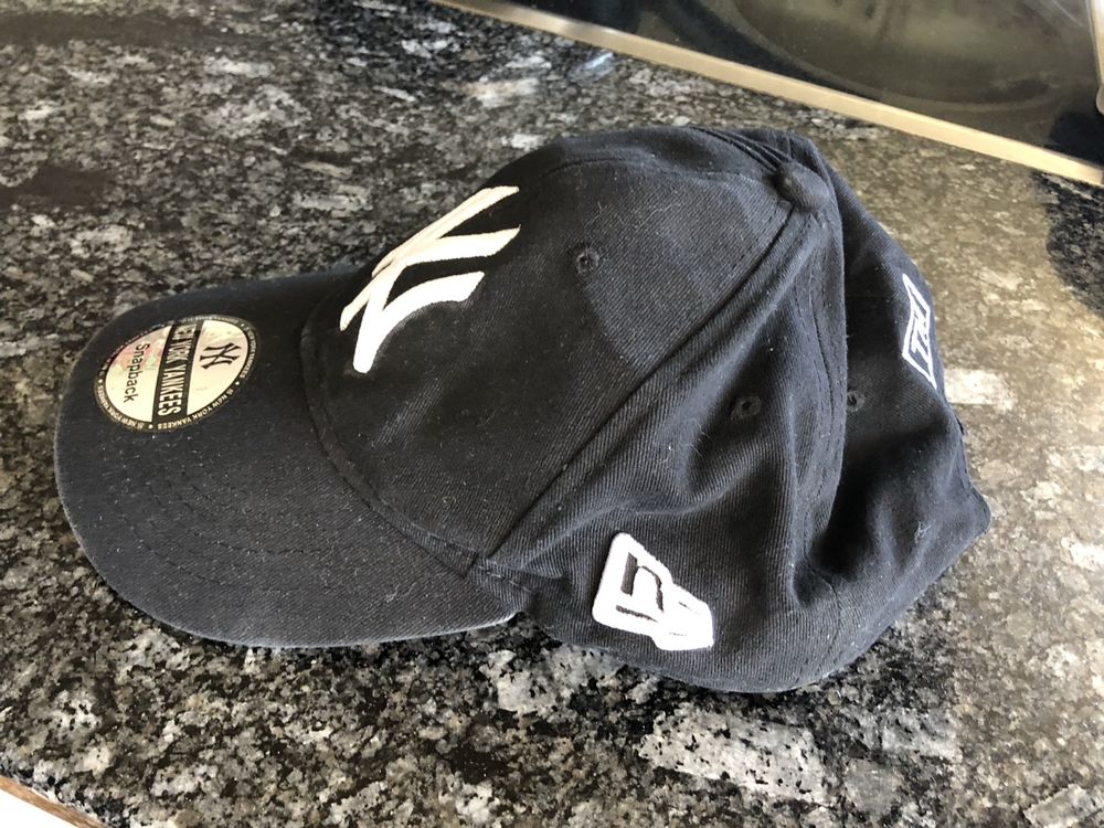 New Era Copricapi, berretti & cappellini: New York Yankees Cap, Snapback, Schwarz, Guet Erhalte! – Usato da Thierachern venduto da Jen_6jkc 1