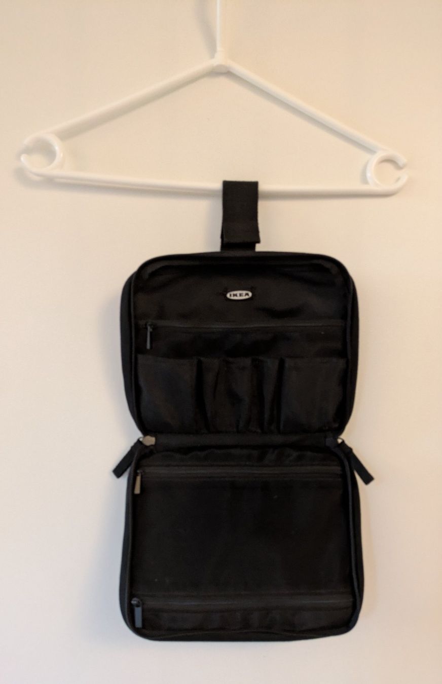 Ikea Custodie per cosmetici: Kulturbeutel / Necessaire "IKEA" (unisex) – Usato da Bonstetten venduto da Driver7 5