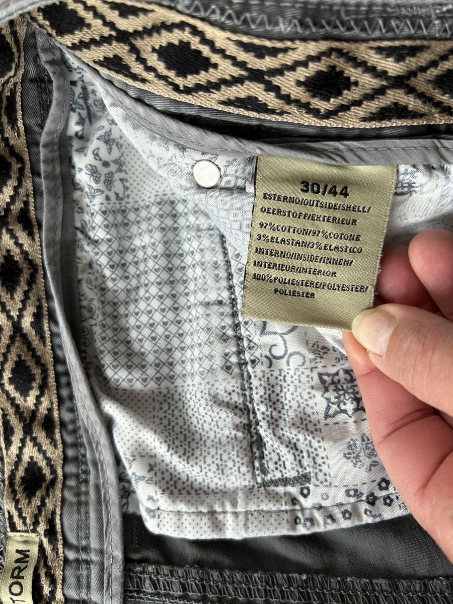 Jeans: Jeans Military Look / Cargo Hose grau Gr. 30 – Usato da St. Urban venduto da uschi73 8