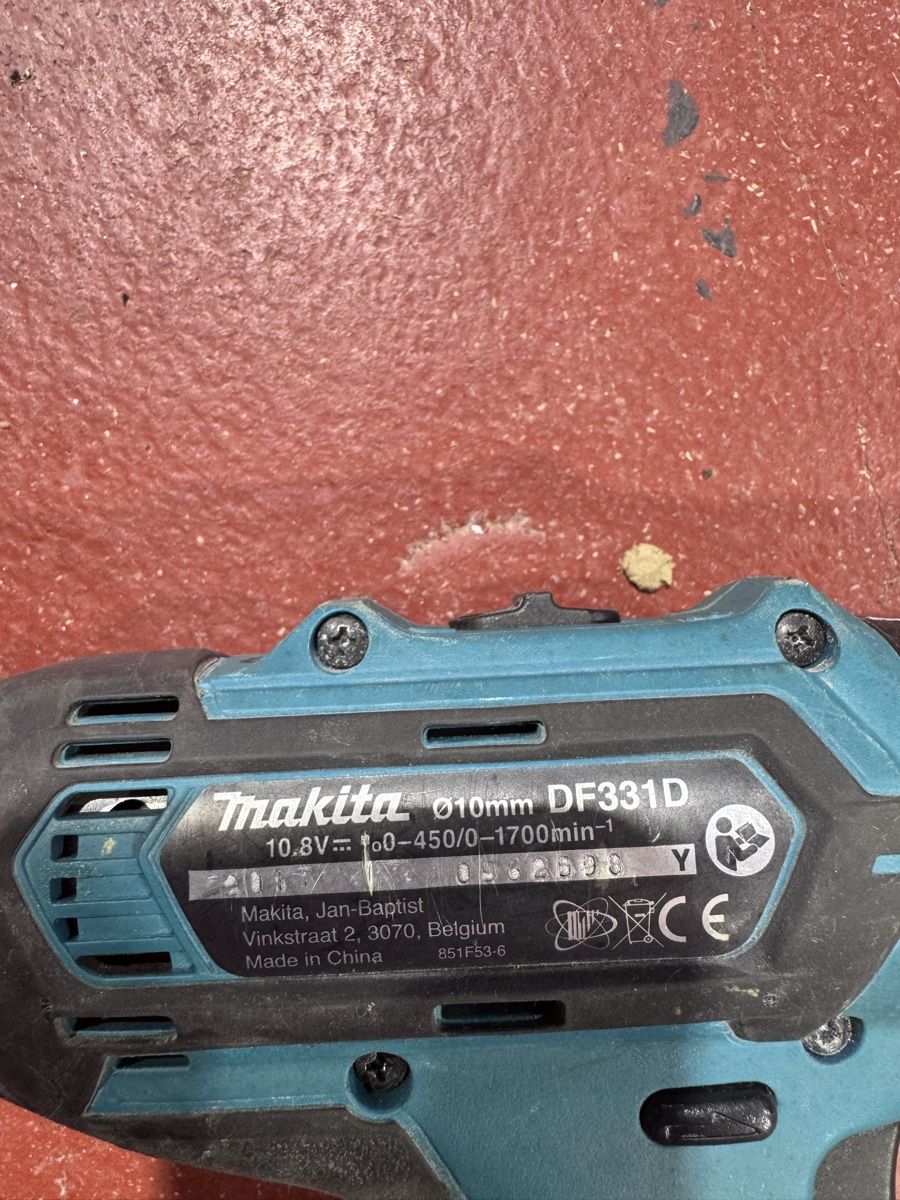 Makita Alle Werkzeuge: Makita DF331D defekt – Defekt aus Buchs SG von Jaci95 1