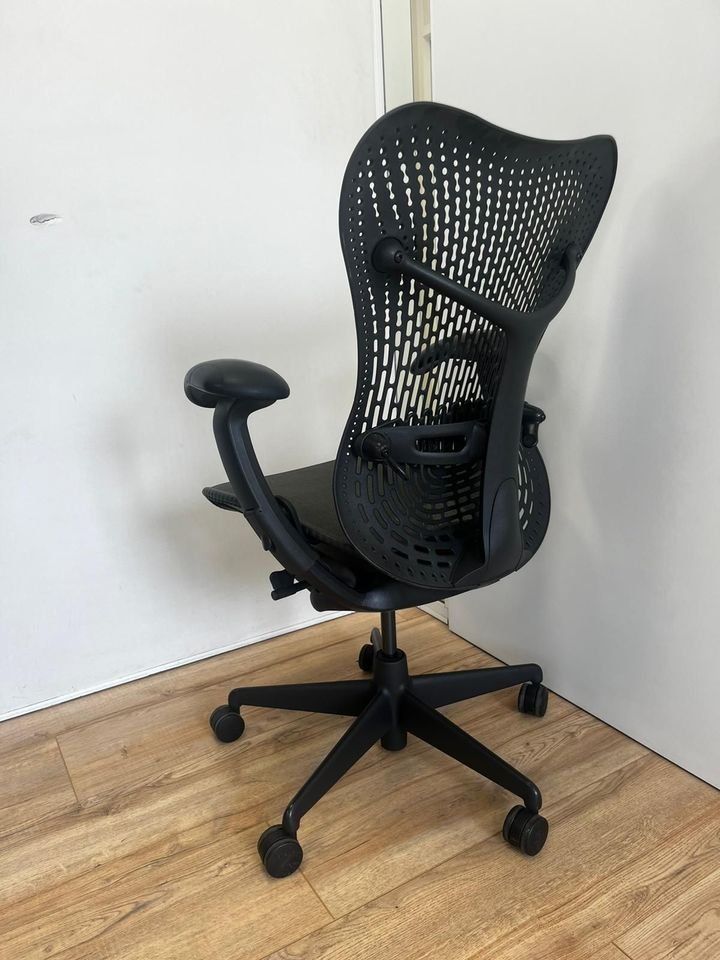 Herman Miller Stühle: Herman Miller Mirra Full Option – Gebraucht aus Purmerend von Offeco 3