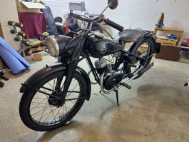 Triumph Bdg 125
