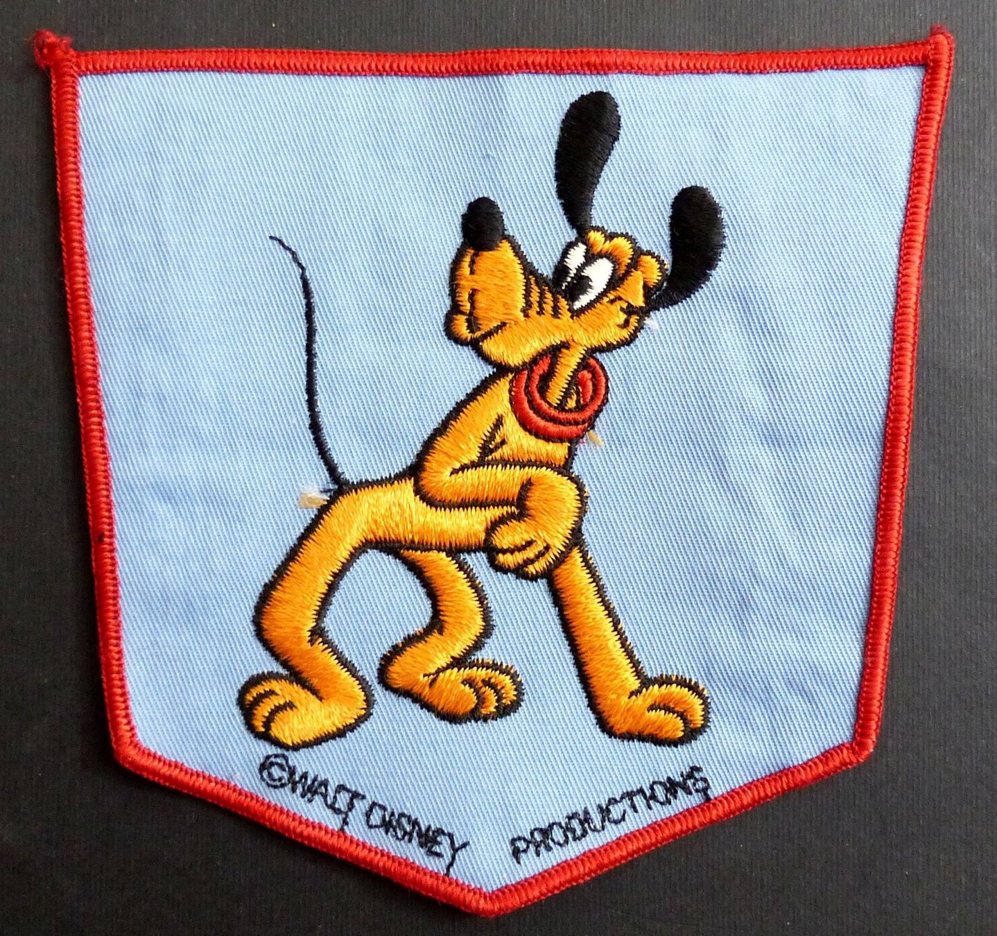 Disney Insignes: DISNEY DAISY DUCK & PLUTO VINTAGE PATCH STREAMLINE 1970'S – D'occasion à Lugano par YouWantUS 3