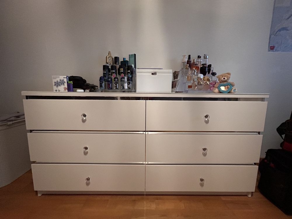 Weißes Sideboard Mit Spiegeleffekt - 160x40x84cm, Kristallgriffe, 4 Türen, Wohnzimmer Schrank
