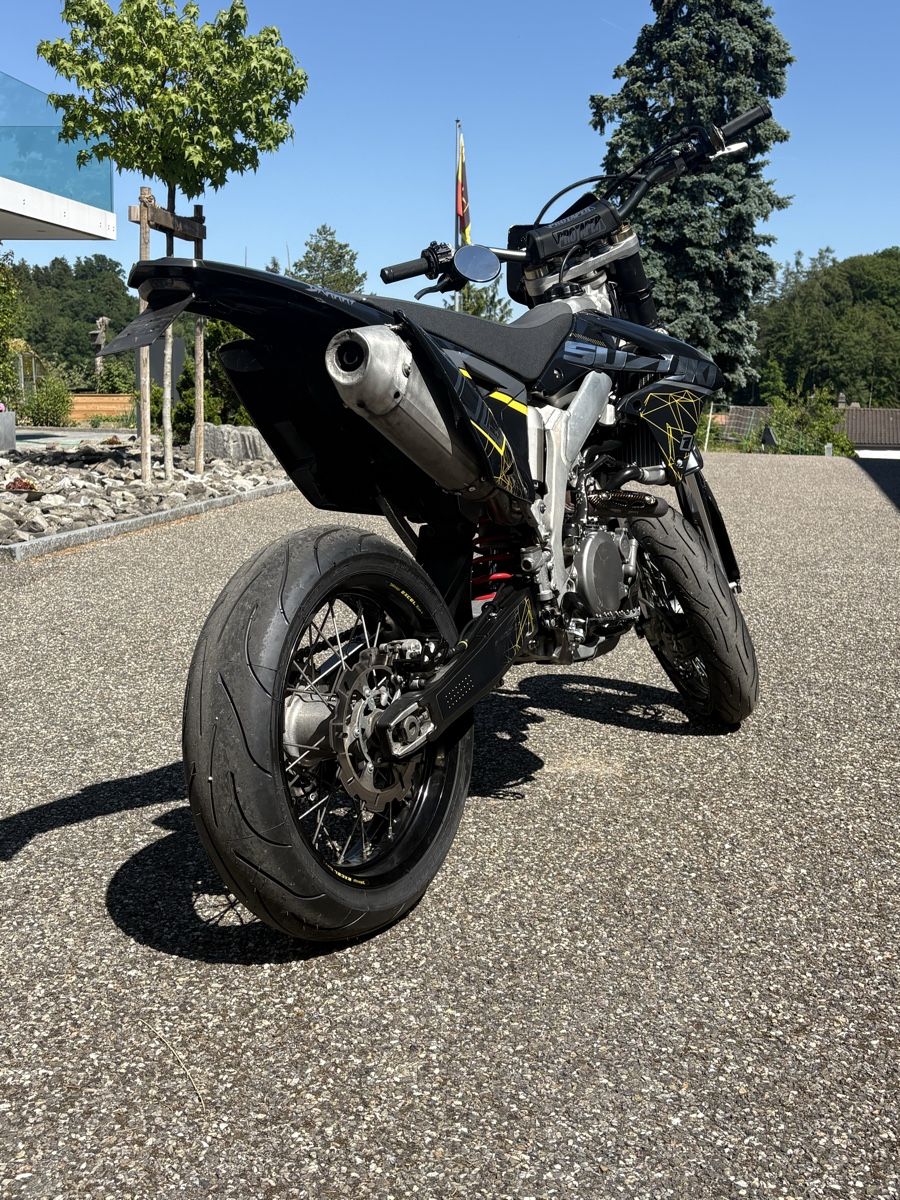 Suzuki Strada: Suzuki Valenti RMX 450 – Usato da Suberg venduto da Lueno 2