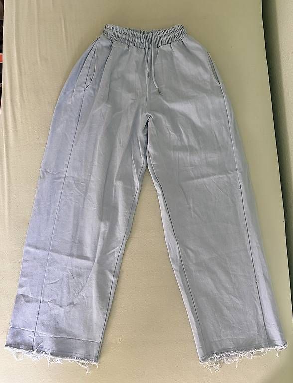 Jeans: Lightblue baggy jeans Gr. M – Usato da Berikon venduto da nao_5qbr