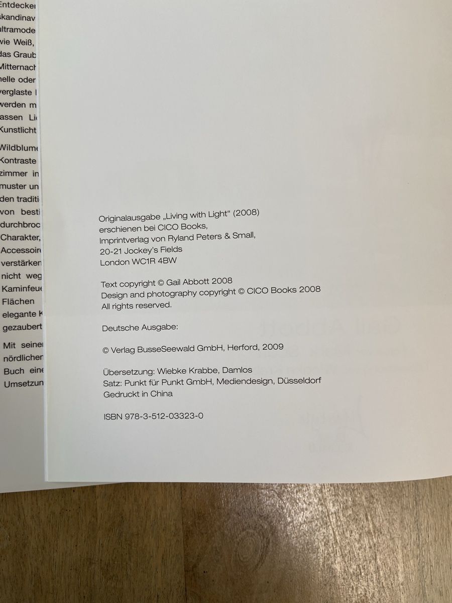 Libri: Buch Lichtdurchflutet Wohnen im Skandinavischen Stil  – Nuovo (secondo la descrizione) da Luzern venduto da waterfront1 2