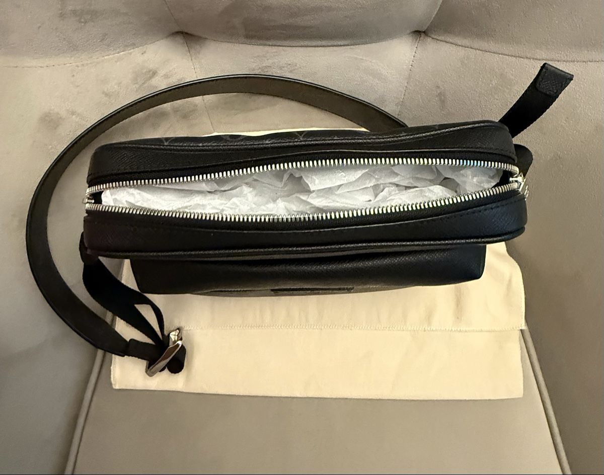 Louis Vuitton Taschen: Louis Vuitton Outdoor Messenger Monogram Eclipse Bag – Neu (gemäss Beschreibung) aus Ennetbaden von WatchGuy 4