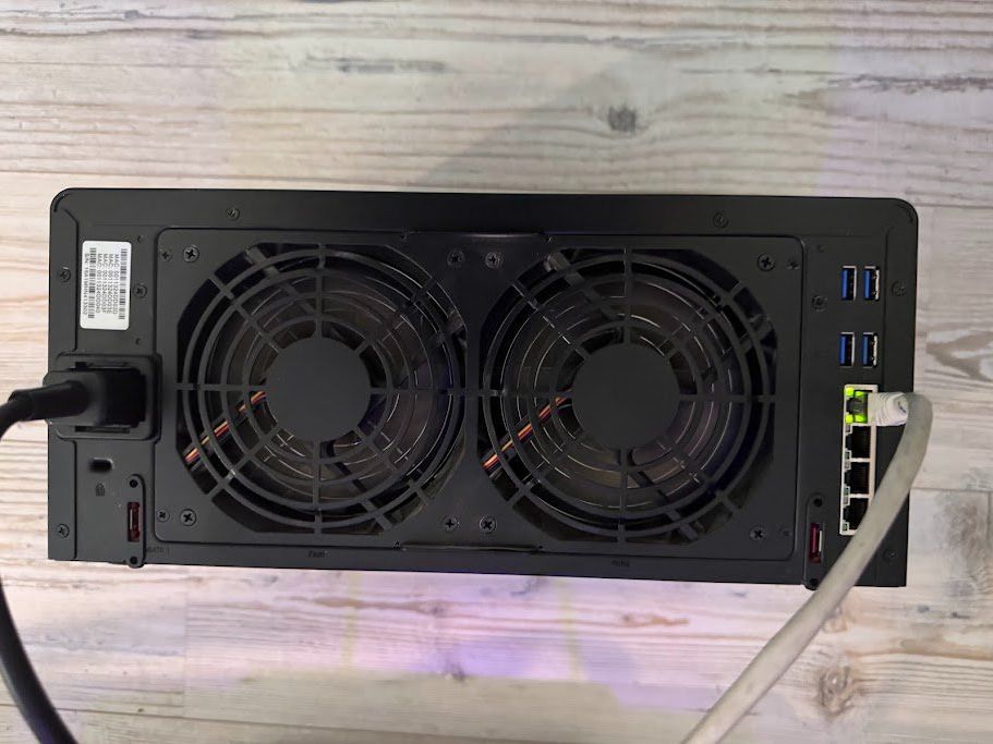 Synology Server: Synology DS1815+ Upgrade DS1817+ 50Tb 16 Go – Usato da Bure venduto da nono_bure 1