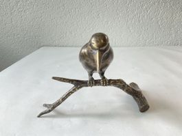Sculpture en bronze animalière (oiseau sur une branche)