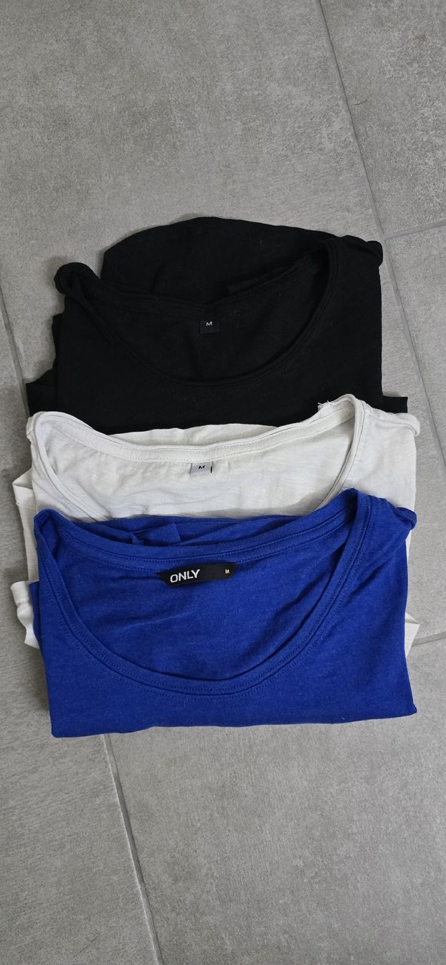 Lotti di vestiti: Tshirt Damen 3er Set, Gr.M neu – Nuovo (secondo la descrizione) da Rheinau venduto da inStyleSg
