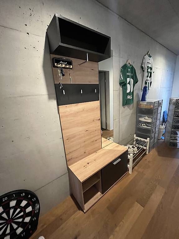 Guardaroba: Garderobe mit Spiegel & Bank – Usato da St. Margrethen SG venduto da Yamaha139 1