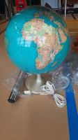 Globus Weltkugel mit Licht