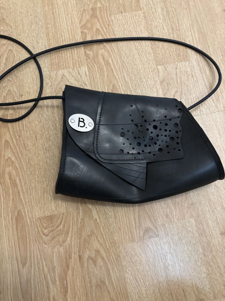 Borse da donna: Damen Handtasche – Usato da Lauwil venduto da Turbo-Schnecke