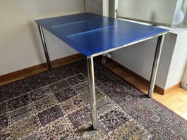 Glas-Tisch zu verkaufen