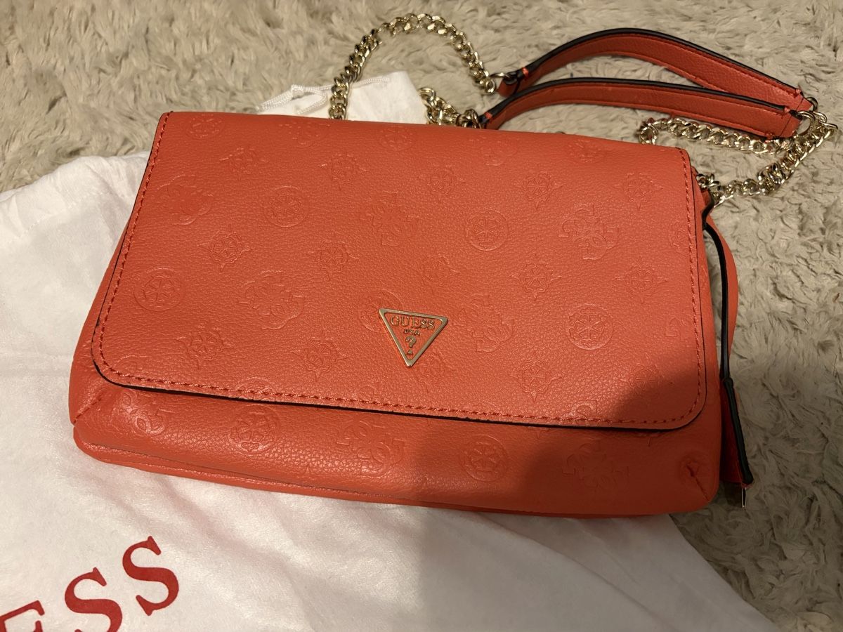 Guess Taschen für Damen: Guess Tasche Orange/Lachs – Neu (gemäss Beschreibung) aus Liestal von rea_he 1