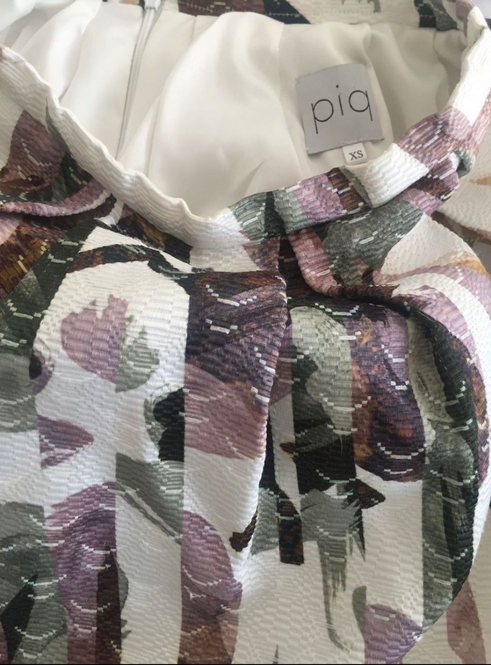 Piqyourdress Röcke: Eleganter Rock piqyourdress – Gebraucht aus Zürich von ong8 2