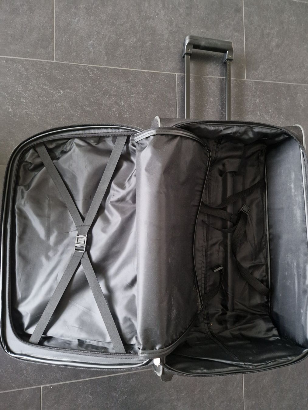 Valigie: Titan Rollkoffer – Usato da Wettingen venduto da kruemi 1