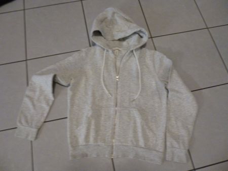 Grauer Kapuzenpullover m. RV / H&M / Grösse XS/S