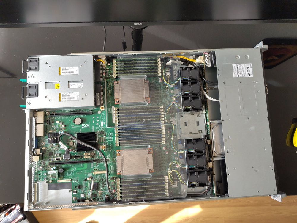 Server 16 Core 96 GB RAM (Gebraucht) in Winterthur für CHF 21 – nur ...