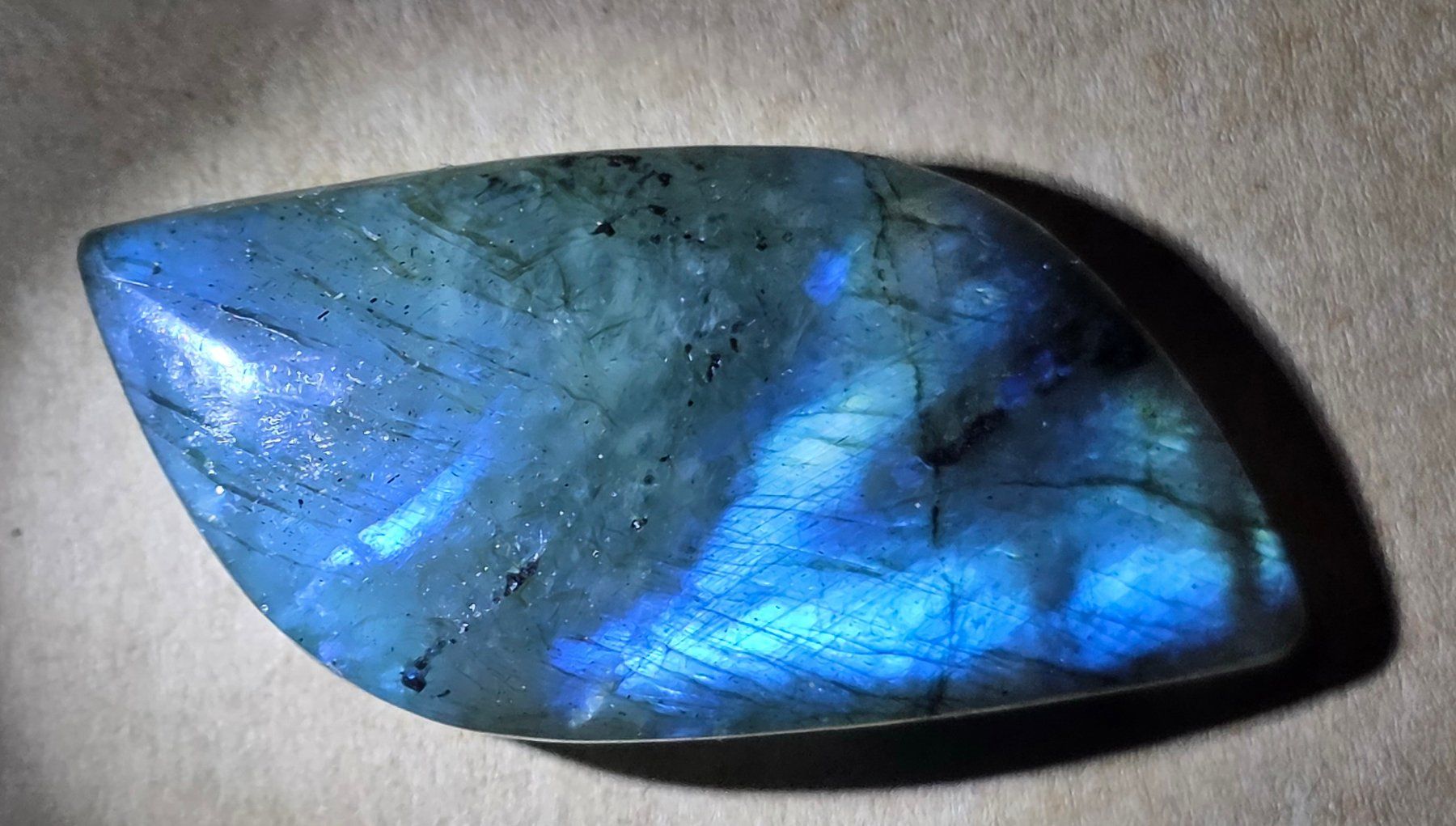 Pietre preziose: 18,8 ct Labradorite naturel – Usato da Carouge GE venduto da Crystal_Energy 1
