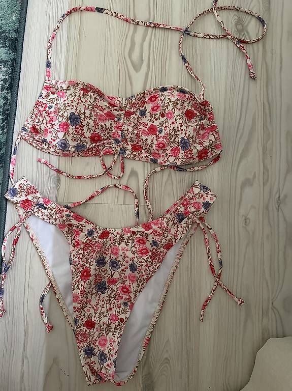 Costumi da bagno & Bikini: 3er Set Bikinis / Grösse 38/40 – Usato da Frauenfeld venduto da _vivano_ 1