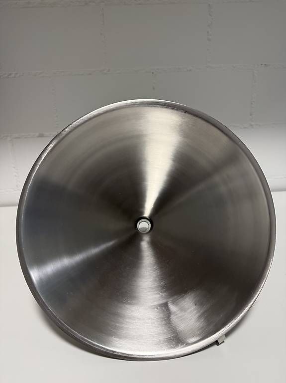 Sonstige antike Technik & Geräte: Grosser Edelstahl-Trichter Ø 30 cm – Gebraucht aus St. Gallen von TypeBeat 2