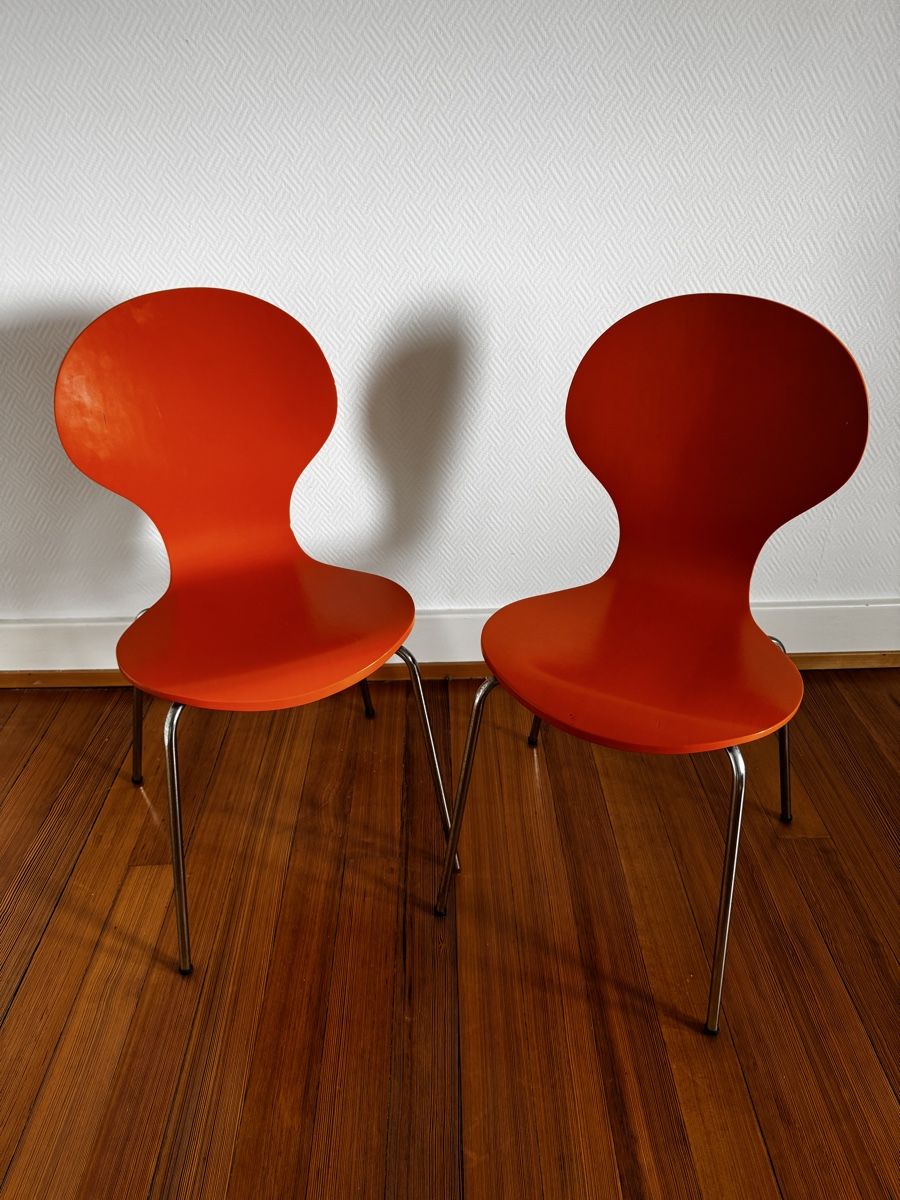 Ikea Stühle: 2x orangene Ikea Stühle – Gebraucht aus Zürich von Leined