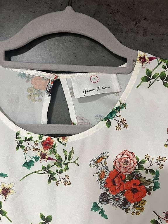 Vestiti: White floral dress – Usato da Jona venduto da rja_57jg 2
