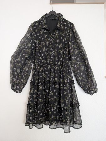 Sommerliches Vero Moda Kleid mit Blumenmuster, Gr. M