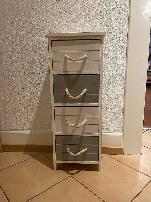 Kommoden: Petite commode – Gebraucht aus Lausanne von giu_w2