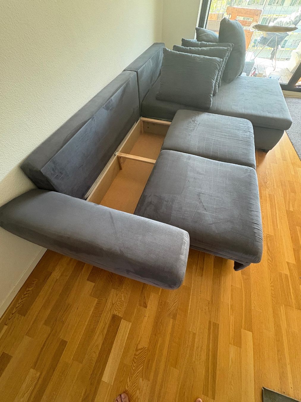 Divani: Gemütliches Ecksofa in Grau mit Schlaffunktion, Top Zustand – Usato da Winterthur venduto da rom_whb5 2