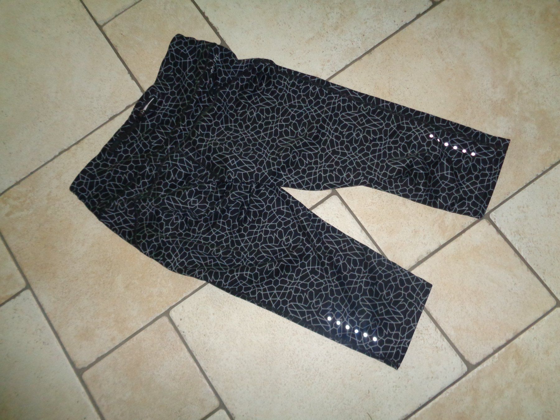 Pantaloni: Sporthose  DRI - Fit  Grösse S – Usato da Kreuzlingen venduto da Robi-2003 3