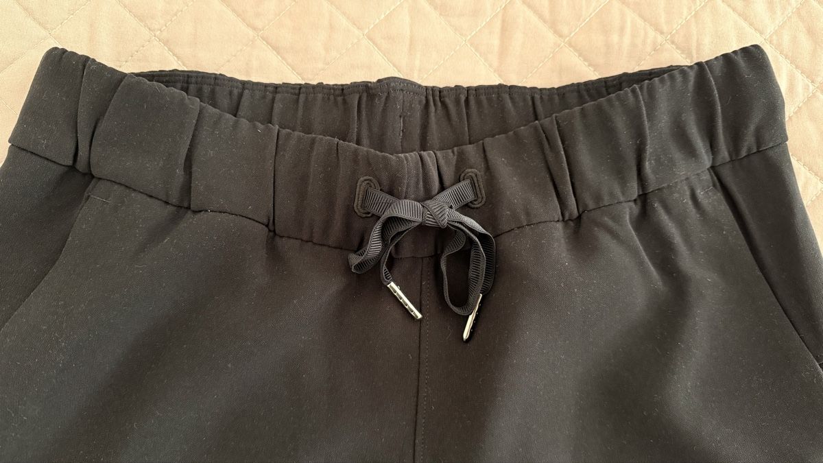 Lululemon Leggings: Lululemon On the Fly Jogger, size 4, black – Usato da Zollikerberg venduto da MK-13 3