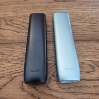 2 IQOS Geräte 