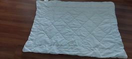 Ganzjahresduvet Grösse 100 x 135 cm zu verkaufen