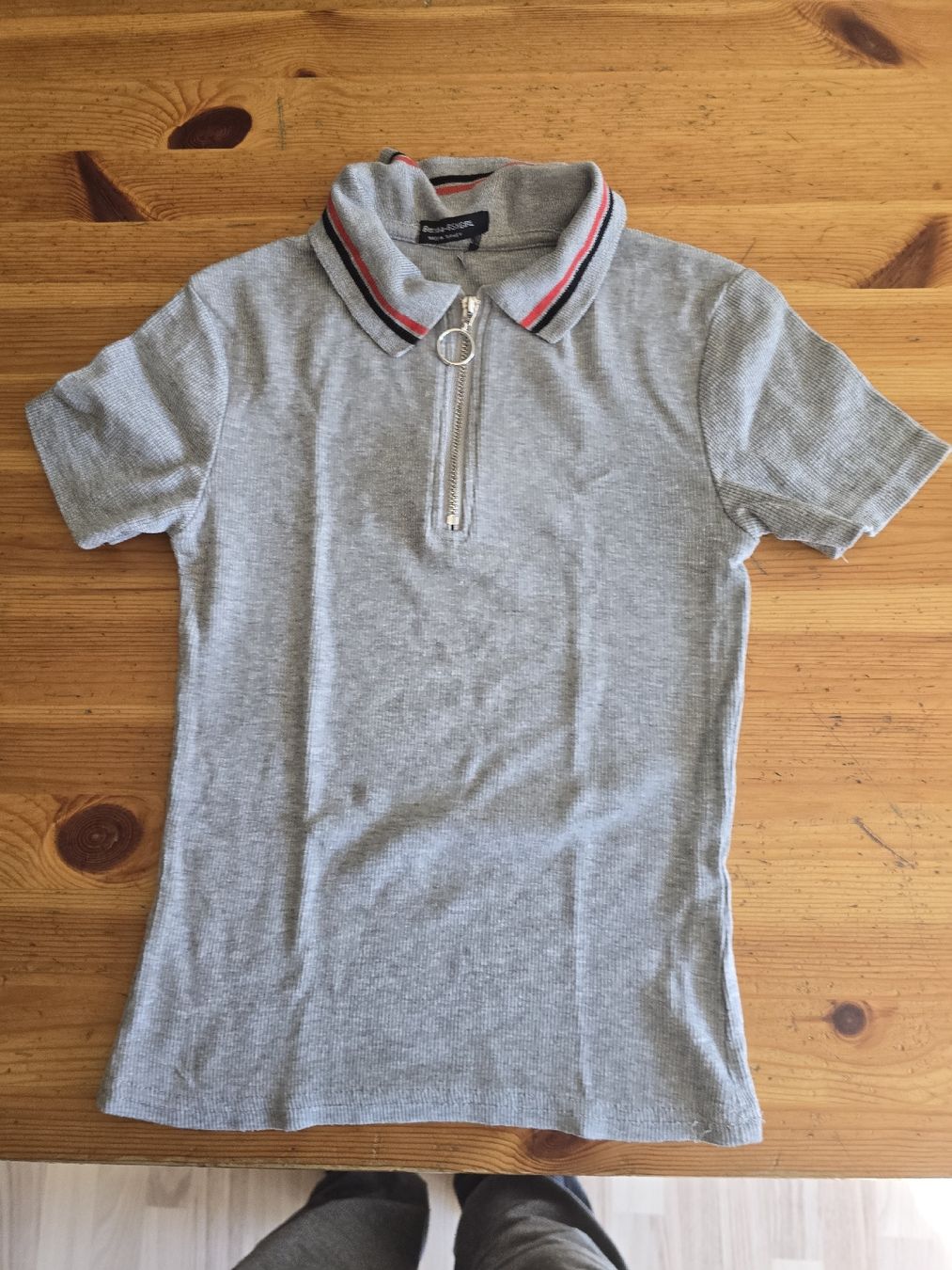 Camicette, T-shirt & Top: t shirt – Nuovo (secondo la descrizione) da Matten b. Interlaken venduto da sonnyboy22