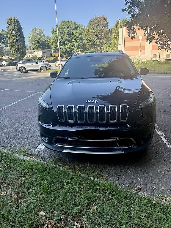 Automobili: Jeep Cherokee – Usato da Balerna venduto da dil_h29w 1