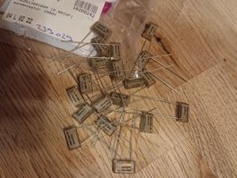 20 Stk Folienkond. 1nF 1000V 20% RM10 - PME261JA4100MR30