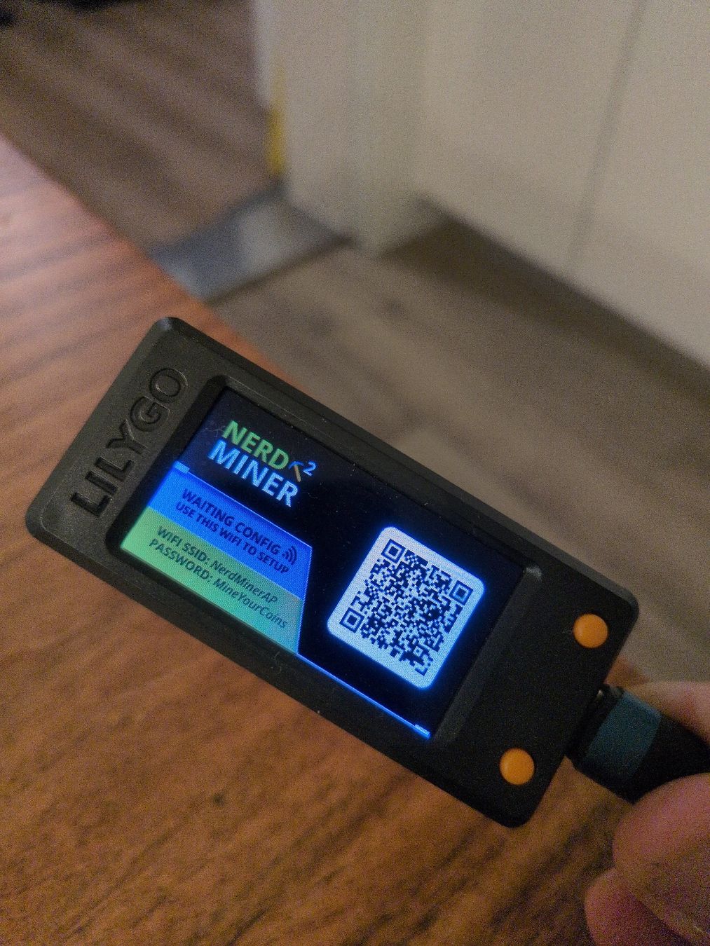 Nerdminer Coin Miner: Nerdminer 4 Stück inkl. USB Hub – Gebraucht aus Hildisrieden von schumsung 1