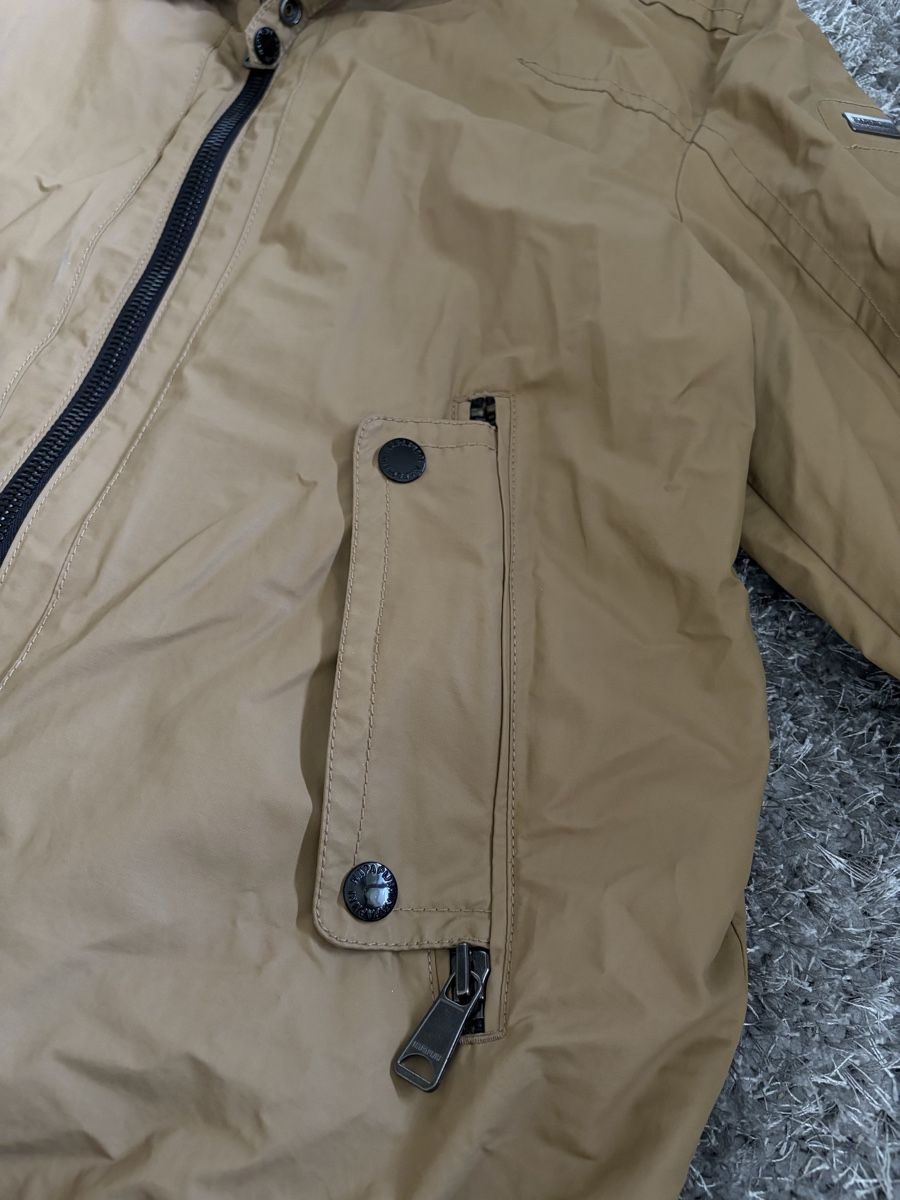 Napapijri Giacche: Napapijri Lightweight Jacket  – Nuovo (secondo la descrizione) da Brislach venduto da edu_t6pq 2