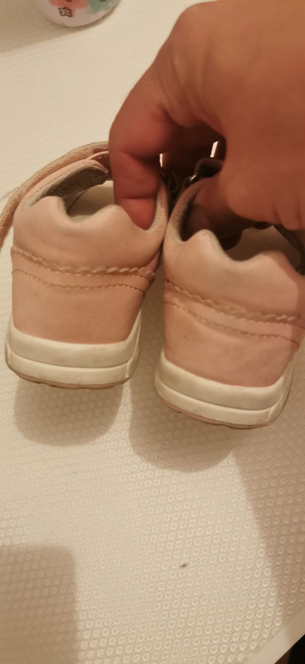 Chaussures filles: Sandalen Gr 23 – D'occasion à Winterthur par Katyakaterina 3