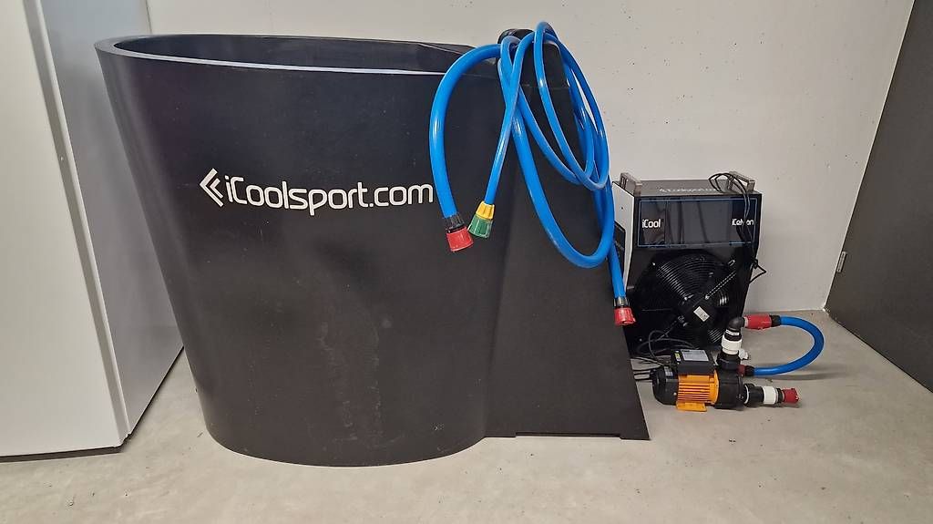 Piscine: Icebad System IcePod inkl Kühlgerät – Usato da Obersaxen venduto da jen_6dnw
