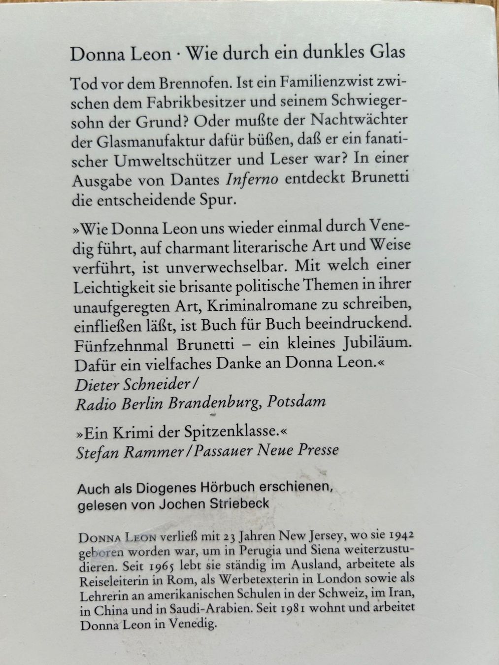 Libri: Donna Leon - Wie durch ein dunkles Glas – Usato da Menziken venduto da August2023 1