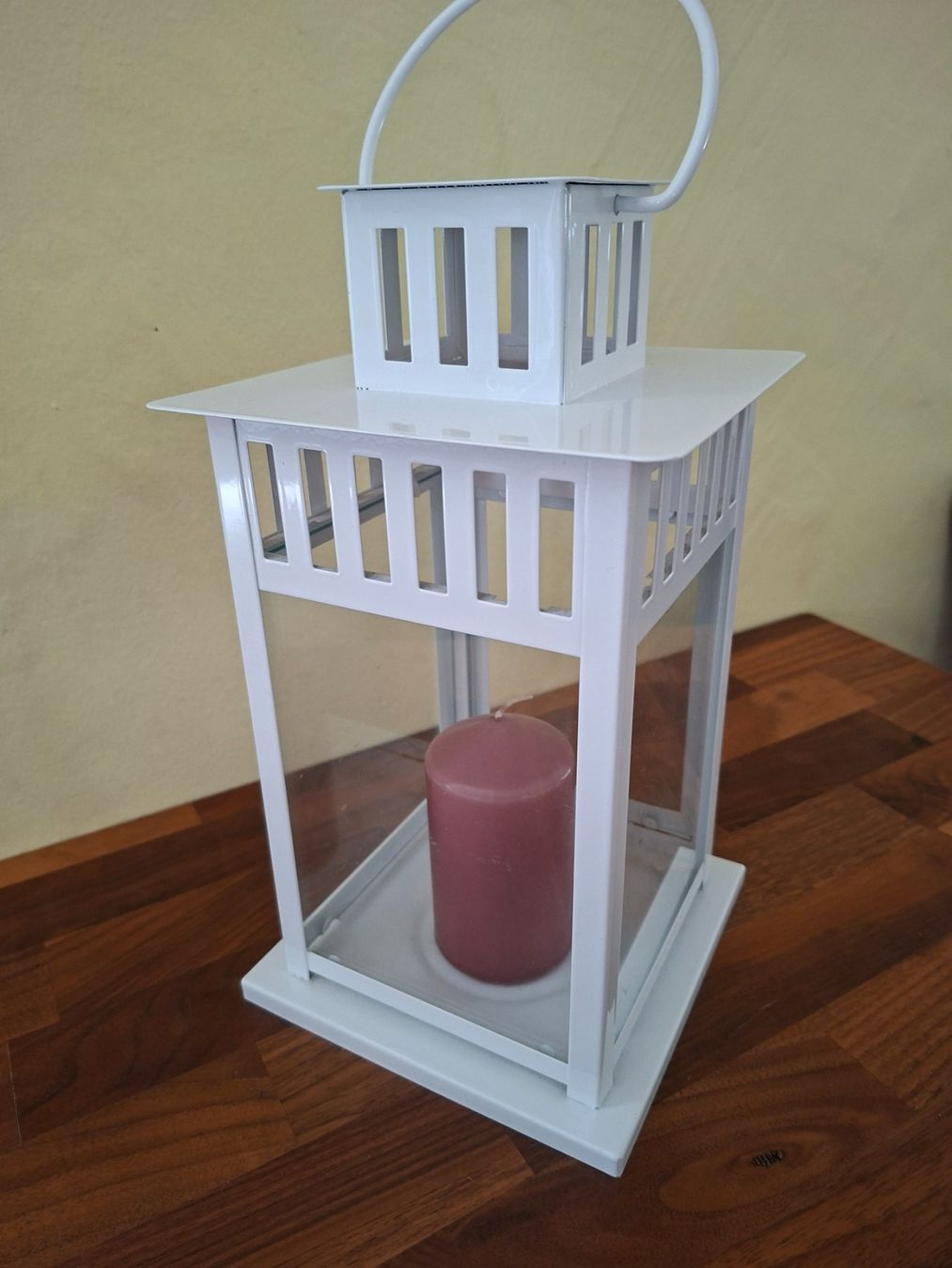 Ikea Lanterne: Ikea; Weisse Laterne "Borrby", Höhe 28cm – Usato da Boniswil venduto da Totomat-Lady2
