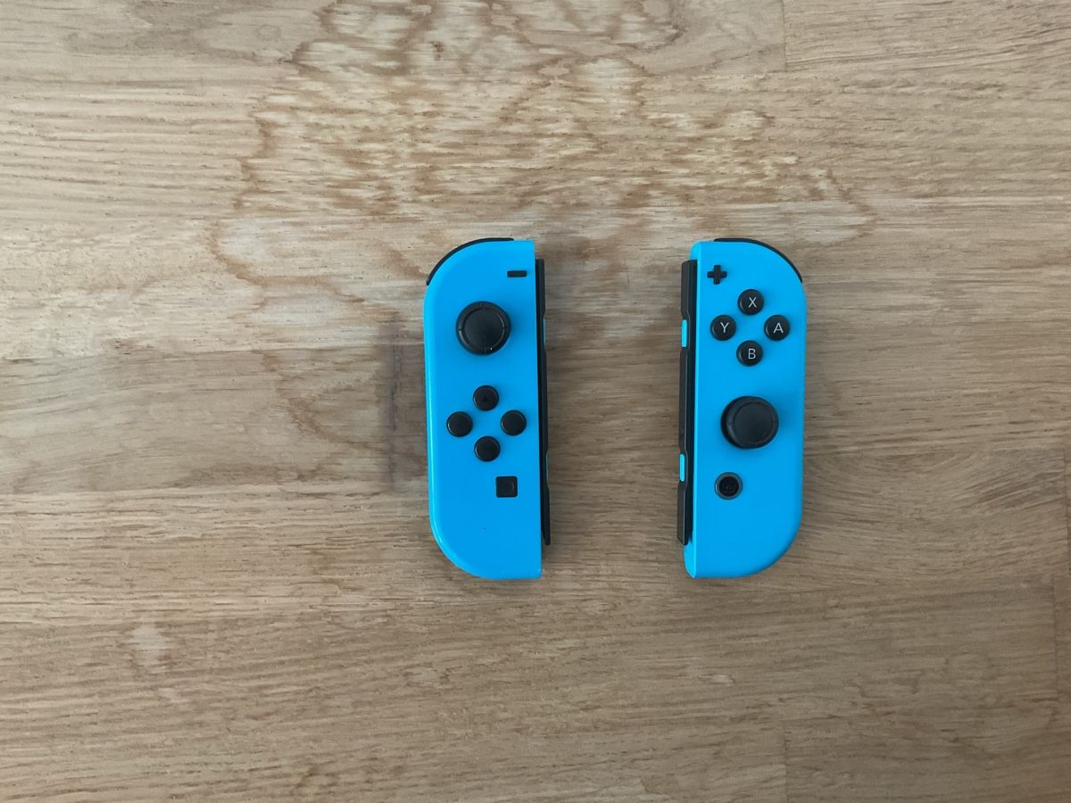 Nintendo Consoles: NINTENDO SWITCH MIT ZUBEHÖR  – D'occasion à Riniken par Bmini 5