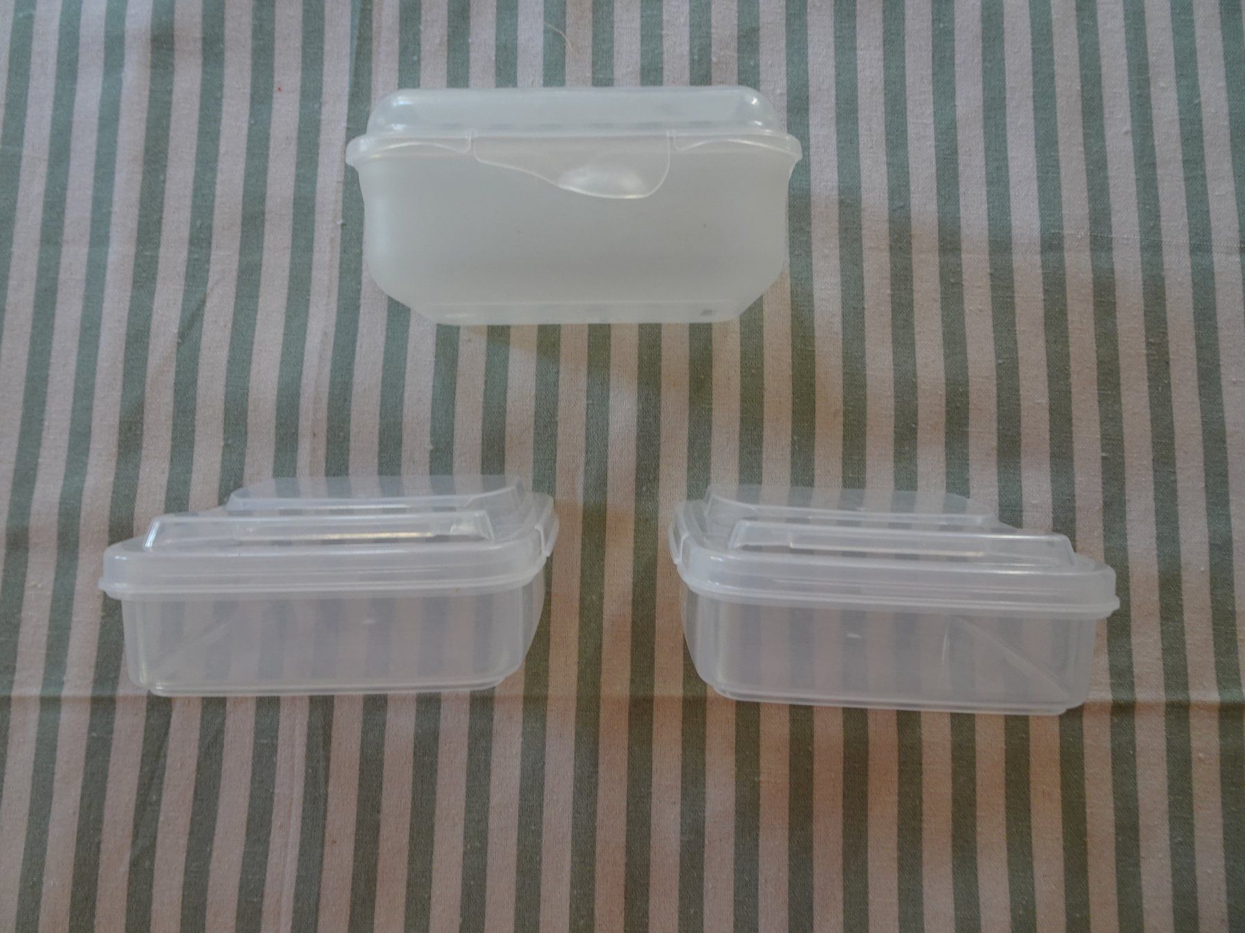 Behälter & Ähnliches: 3 Stk. spezielle Plastikbehälter - 260314 – Gebraucht aus Küssnacht am Rigi von Good4Deckeli